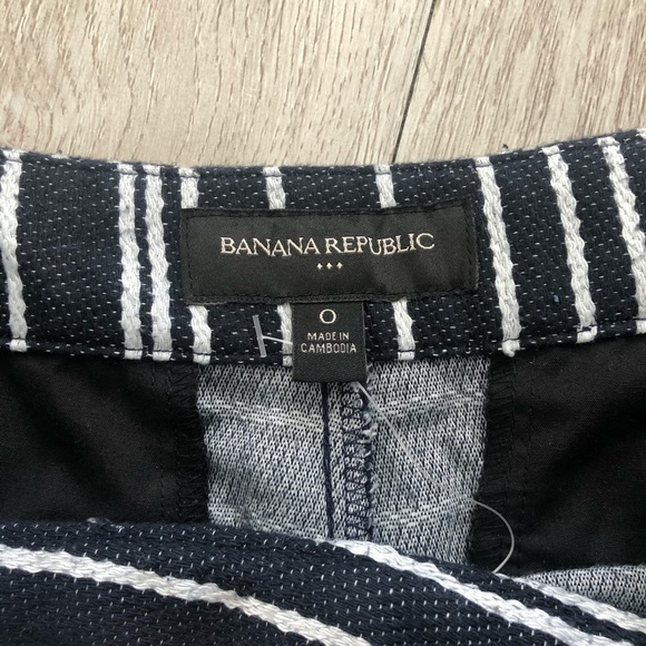 Sailor button navy white shorts - Picture 3 of 5